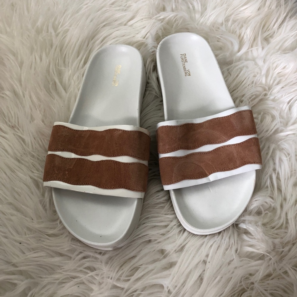 DVF slides